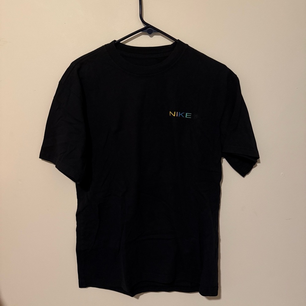 nike tshirt